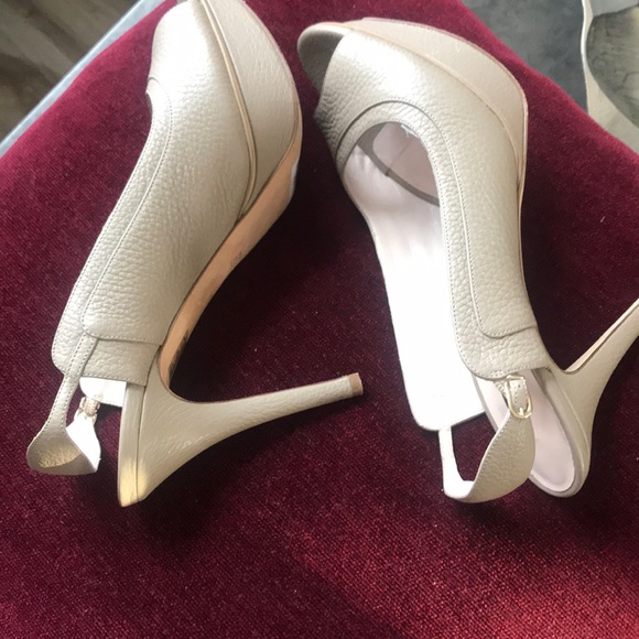 Shoes - Picture 3 of 3